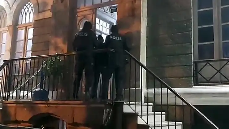 25 yılla aranan cinayet zanlısını İzmir polisi yakaladı