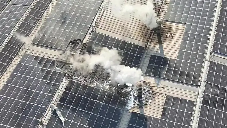 Tekstil fabrikasında yangın