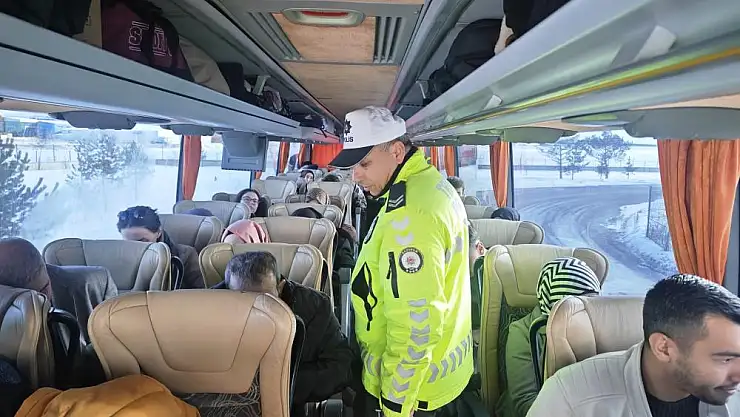 Erzurum'da kemer ve kış lastiğine sıkı denetim