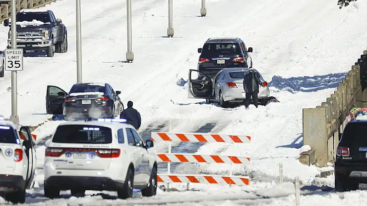 ABD'yi vuran kar fırtınasında ölü sayısı 11'e artı