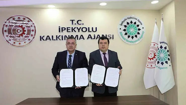 Başkan Büyükkılıç'a AK Parti İl Başkanı Okandan ve yönetiminden ziyarete buludu