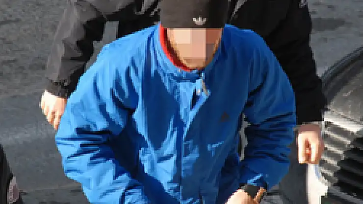 Adliyede polise direndi