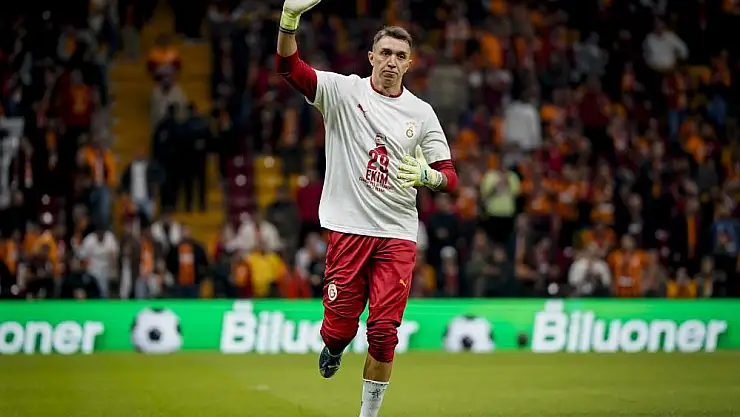 Fernando Muslera rekor için sahada
