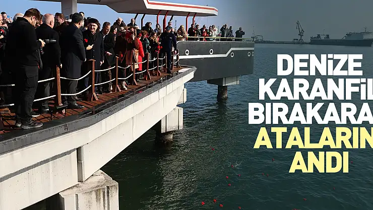 Denize karanfil bırakarak atalarını andı