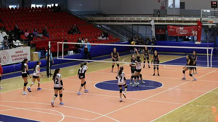 Şehzadeler'in kızlarından ezici galibiyet