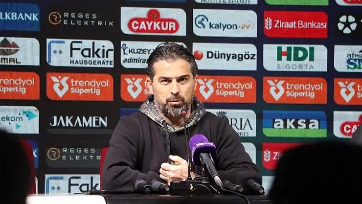 İlhan Palut: 'Kaçırdığımız pozisyonlar rakibimizi oyunda tuttu'