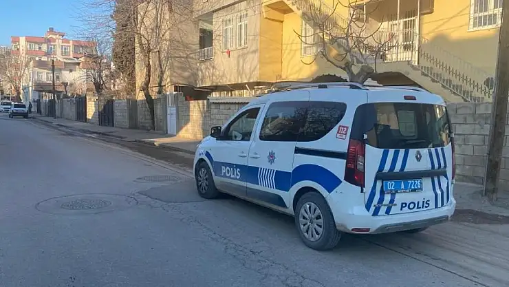 Önce bıçaklanıp sonra dövdüler