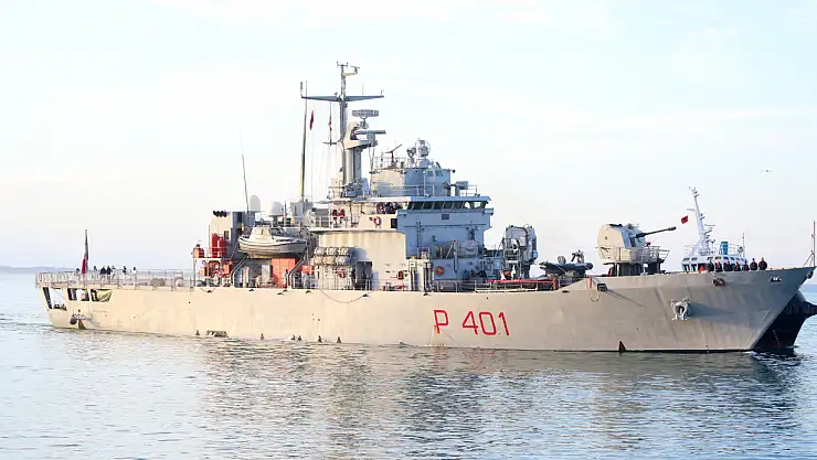 İtalya'nın gönderdiği 49 düzensiz göçmen Arnavutluk'a ulaştı