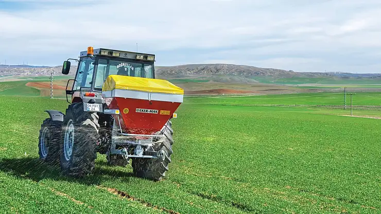 Gübre Serpme Makinası