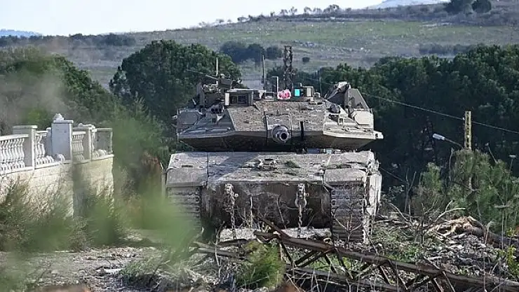 Evleri yakarak ateşkesi ihlal ediyor