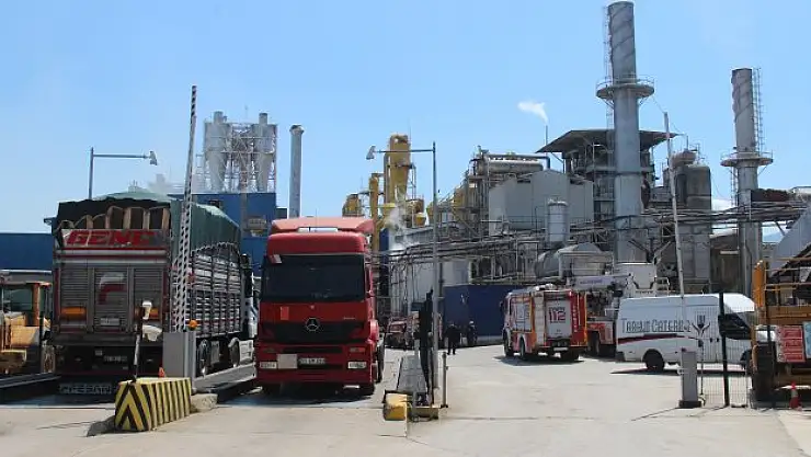 Fabrika'da çalışan işçi elini makineye kaptırdı