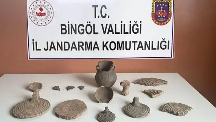14 adet tarihi eser niteliği bulunan çömlek ele geçirildi