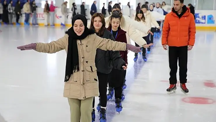 Öğrenciler 'kış sporlarıyla' tanıştı