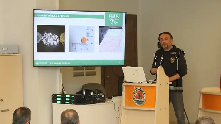 Atakum Belediyesi'nden uyuşturucu semineri