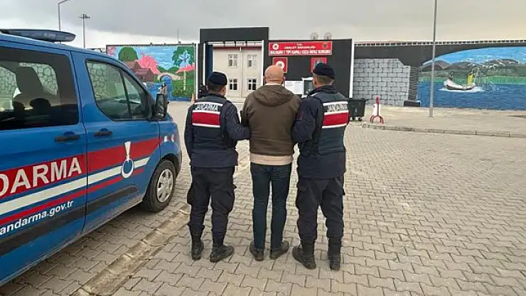 Hırsızlık suçundan aranan şahıs yakalandı