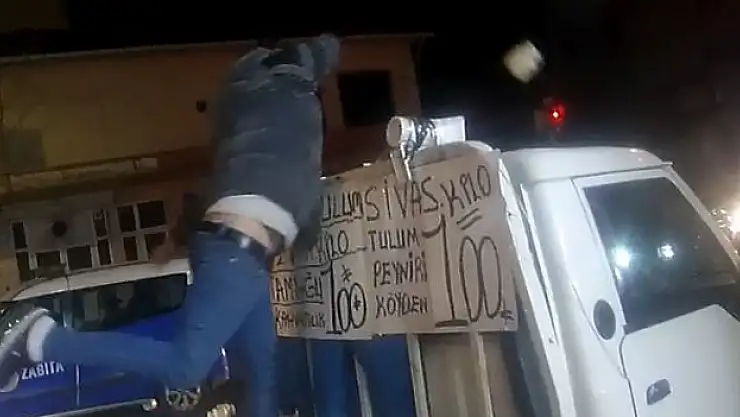 Zabıta ile peynir satıcıları arasında arbede