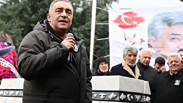 Şair ve bestekar Ozan Arif anıldı