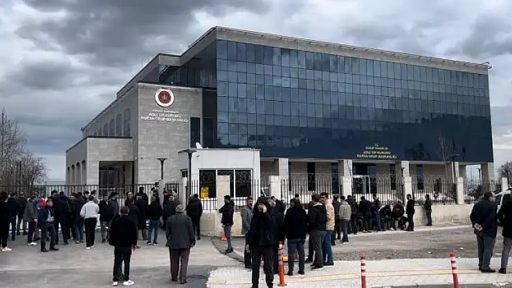 Arkadaşını vurup uçurumdan aşağı attı