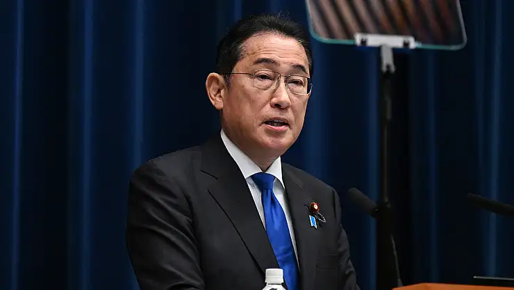 Eski Japonya Başbakanı Kishida'ya bombalı saldırı