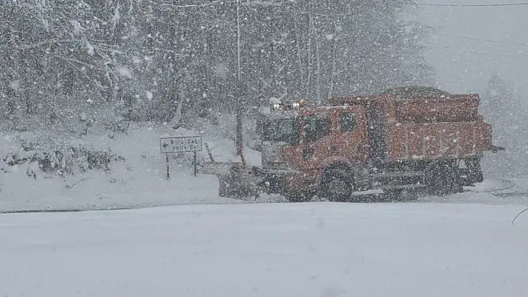 Kar kalınlığı 20 santimetreyi aştı