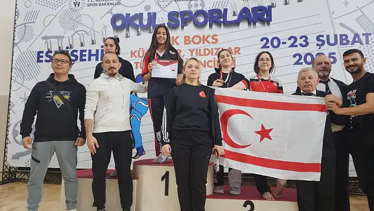 Osmaniyeli kick boksçulardan, Türkiye Şampiyonası'nda başarı