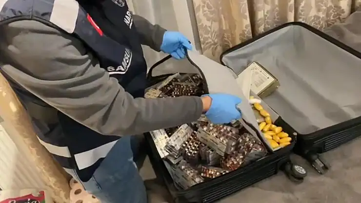 Uyuşturucu saklamak için 3 ev kiraladı