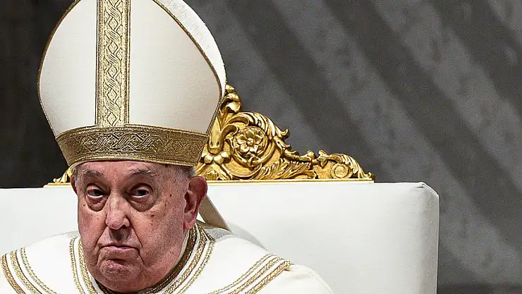 Papa'nın durumu kritik