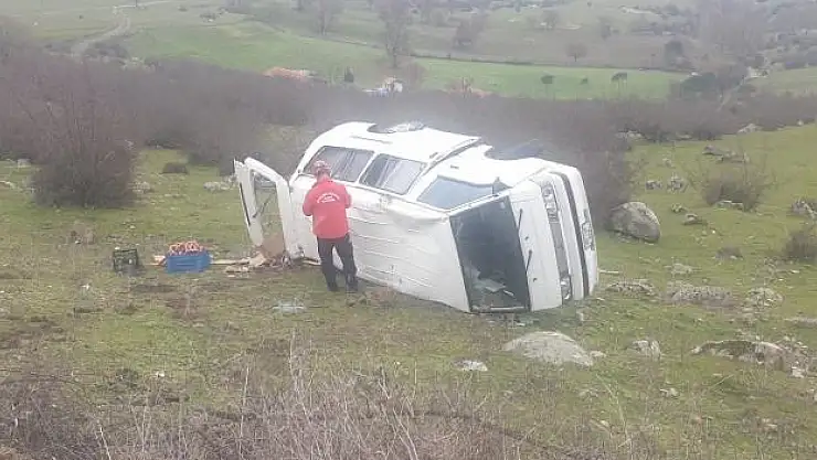 İvrindi'de panelvan şarampole yuvarlandı