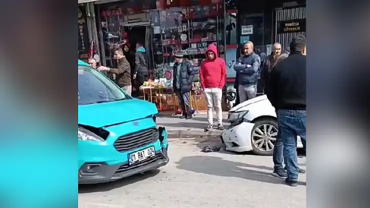 Yola fırlayan çocuğa hafif ticari aracın çarptı