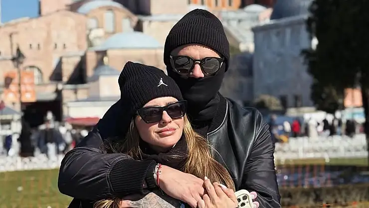 Icardi, İstanbul'un tarihi yerlerini maske takarak gezdi