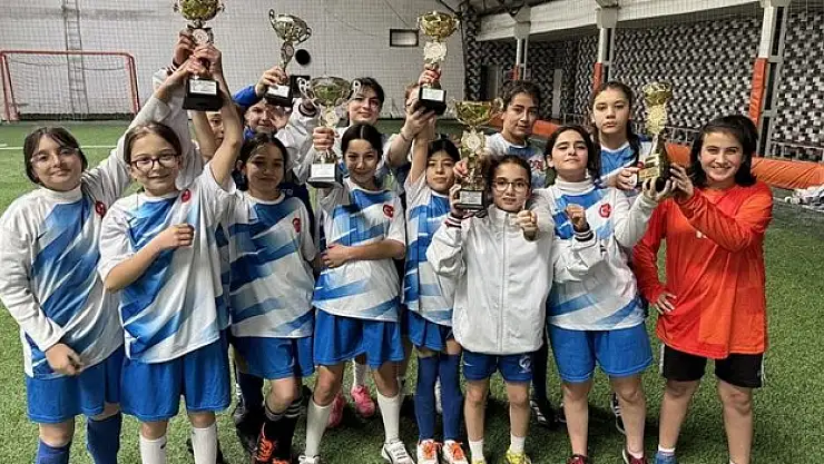 Kızların hayali, milli takım forması