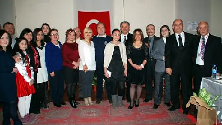 BAFRALI ŞAİRLER ŞİİRLERİYLE BÜYÜLEDİ