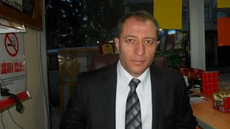 MHP' de Türkkaya adaylıktan çekildi  MHP' de Türkkaya adaylıktan çekildi  MHP' de Türkkaya adaylıktan çekildi