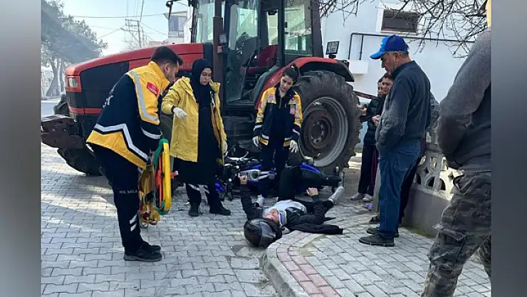 Traktör ile motosiklet çarpıştı