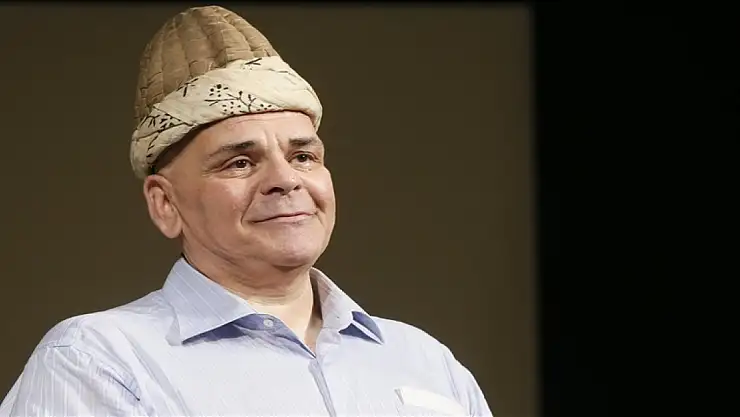 Türk tiyatrosunun beşinci kavuklusu: Rasim Öztekin