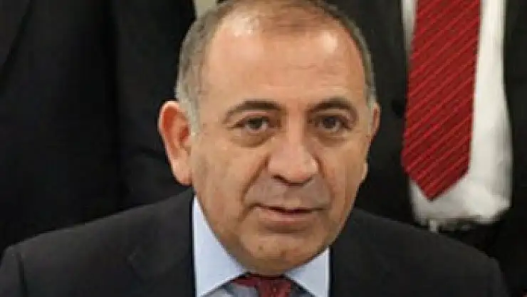 Tekin'den Arınç'a cevap