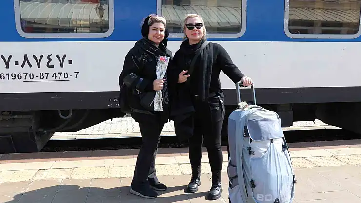 Tahran-Van treninin ilk yolcuları