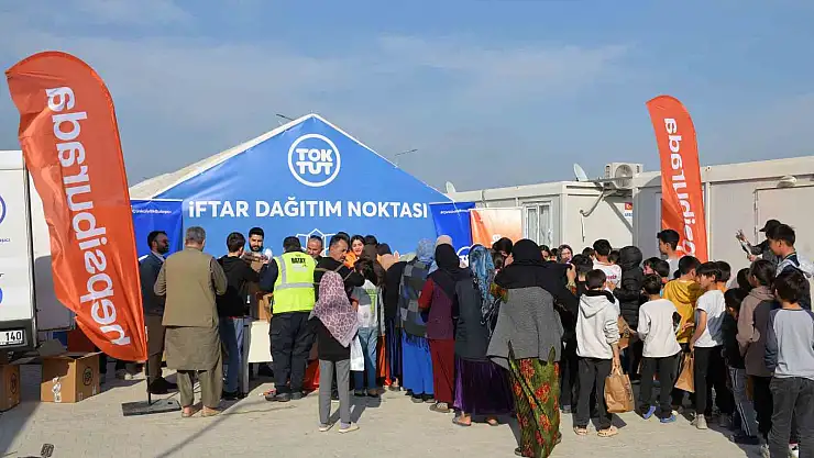 Ramazan'da deprem bölgesindeki dayanışma büyüyor