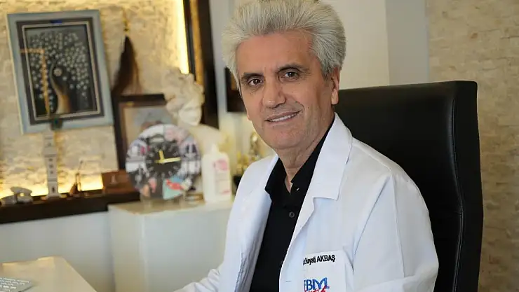 'Göğüs büyütmede alt yaş sınırı 18'