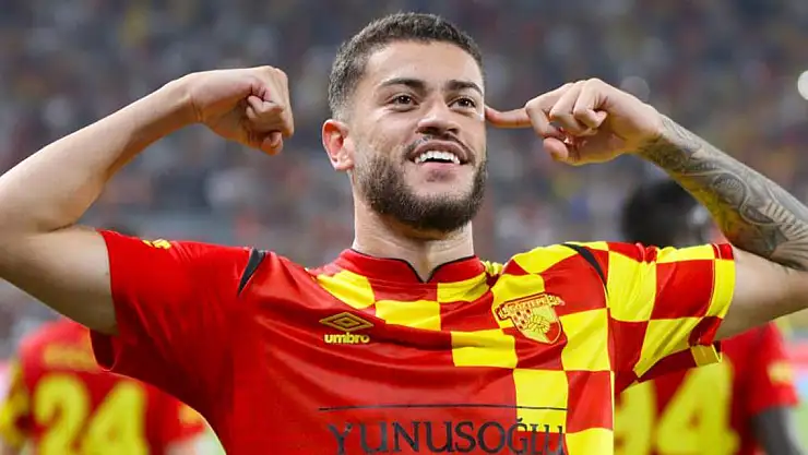 Romulo'nun kafası karışık!