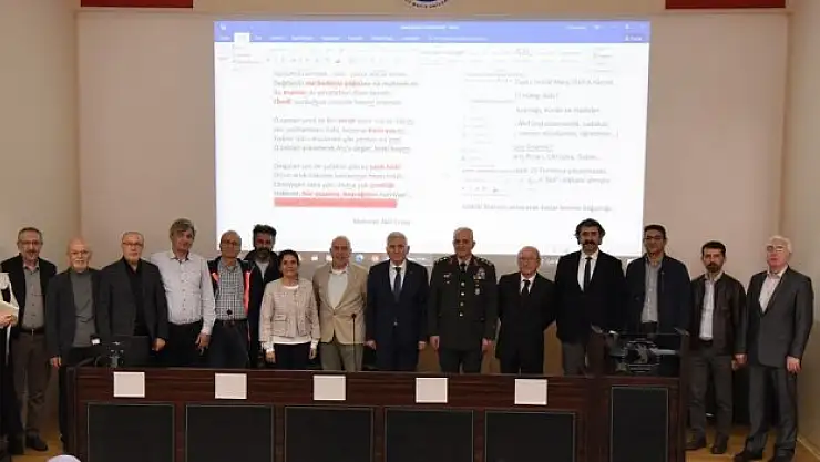 'Tarihi Süreç ve Edebi İçeriği ile İstiklal Marşı' konulu panel