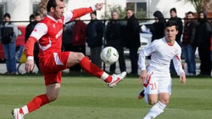 Gekas klasını konuşturdu