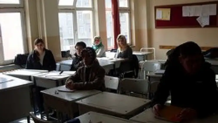 ÇABED'den eğitim atağı sürüyor