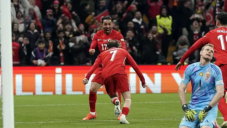 İrfan Can Kahveci gol sayısını 5'e çıkardı