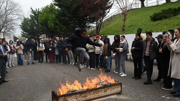Türk dünyasından geleneksel ritüeller canlandı