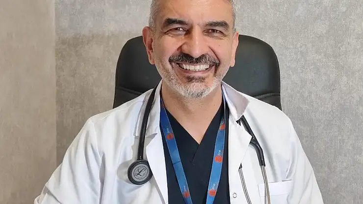 Prof. Dr. Akpınar: 'Kalp ritim bozukluğu olanlar enerji içeceği içtiğinde aniden ölebilir'