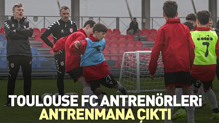 Toulouse FC antrenörleri, antrenmana çıktı