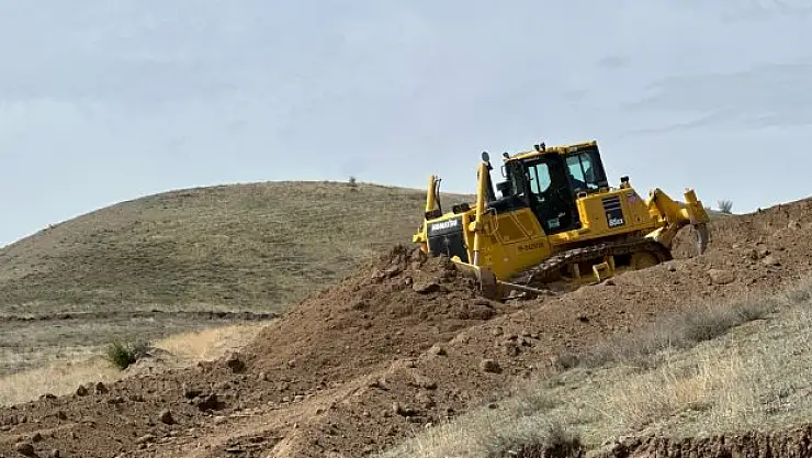 Yol açma çalışmaları başladı