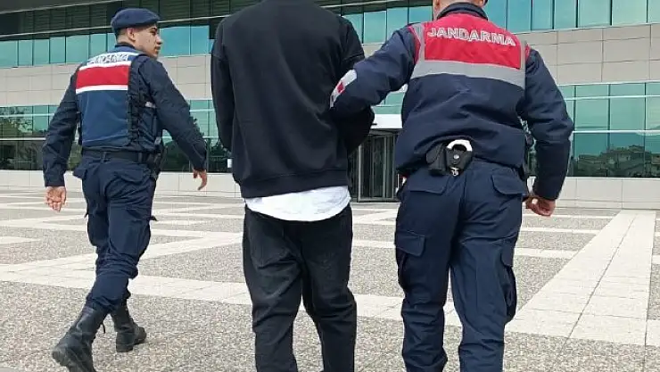 25 ayrı suçtan aranıyordu