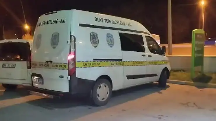 Çocuk partisinde başlayan kavga kanlı bitti